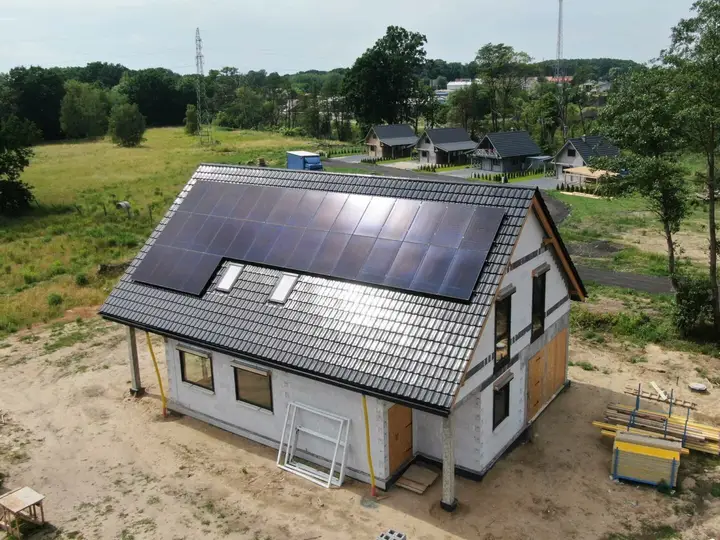 Instalacja fotowoltaiczna 9,72 kWp - Goleniów