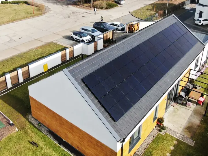 Instalacja fotowoltaiczna 9,8 kWp - Goleniów