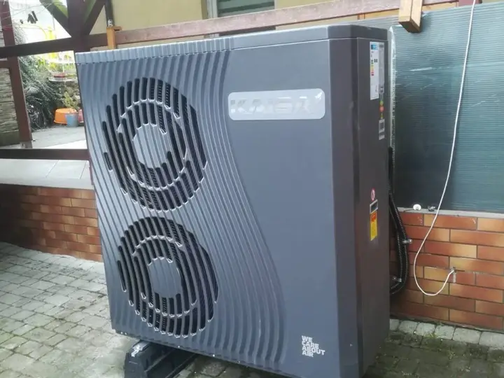Zamontowana pompa ciepła Kaisai KHX-16PY3